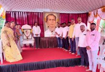 बारामती मध्ये साहित्यरत्न लोकशाहीर आण्णाभाऊ साठे यांची जयंती अण्णाभाऊ साठे तरुण मंडळाच्या वतीने उत्साहात साजरी..!
